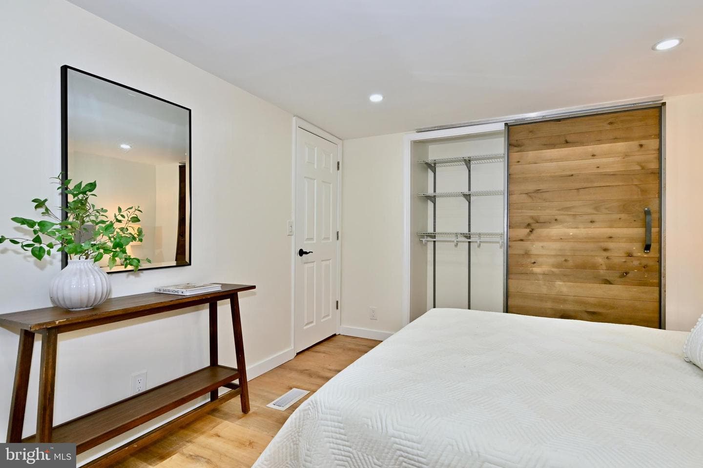 11609 Hourglass Way photo 19