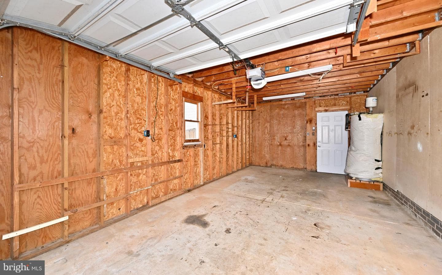11609 Hourglass Way photo 29