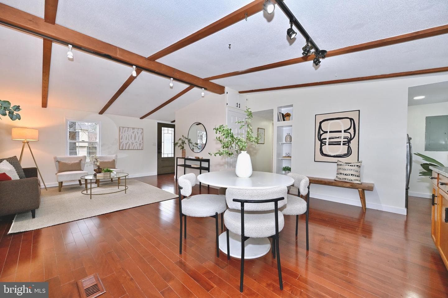 11609 Hourglass Way photo 8