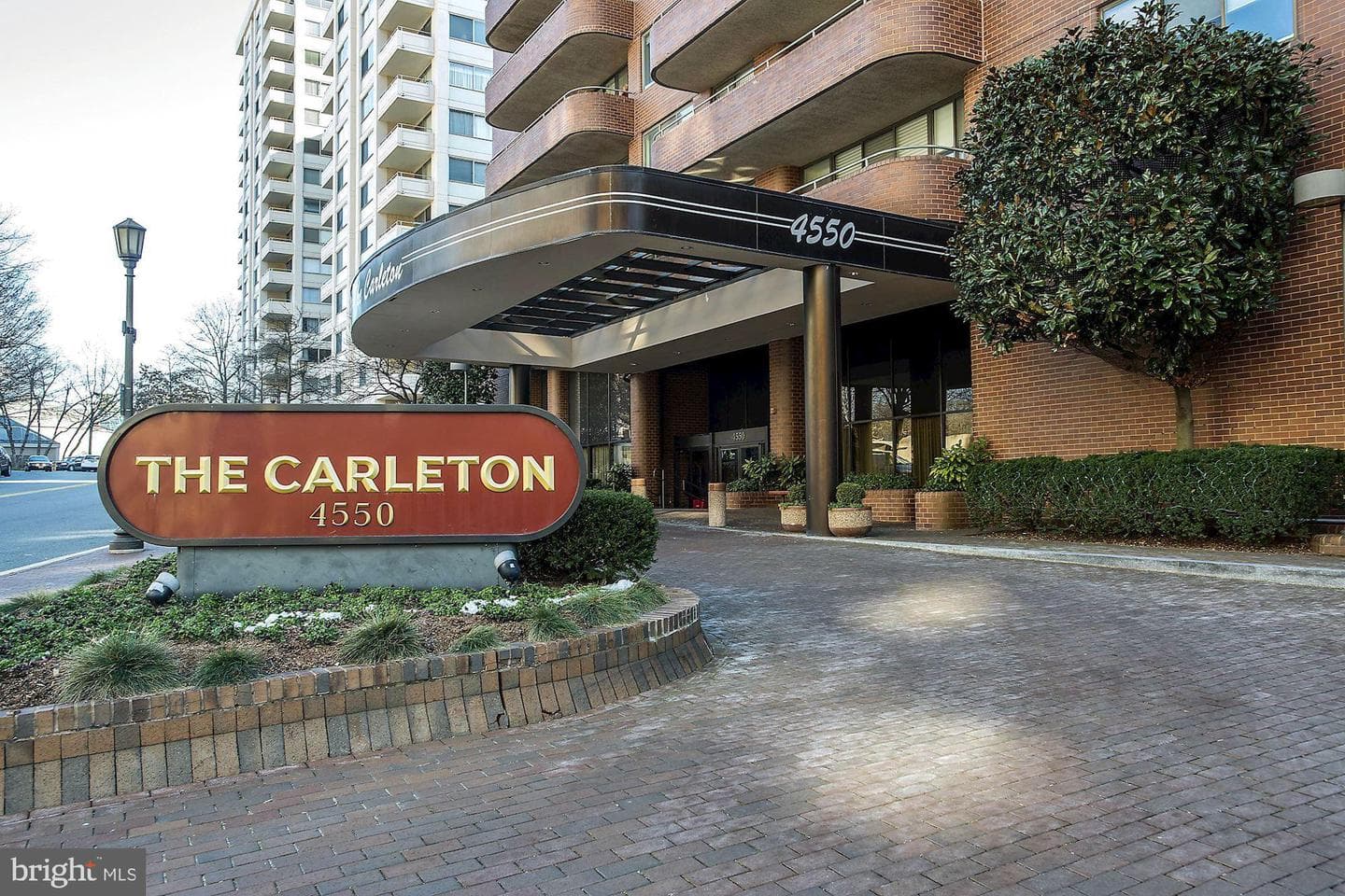 4550 N Park Avenue #301 photo 22