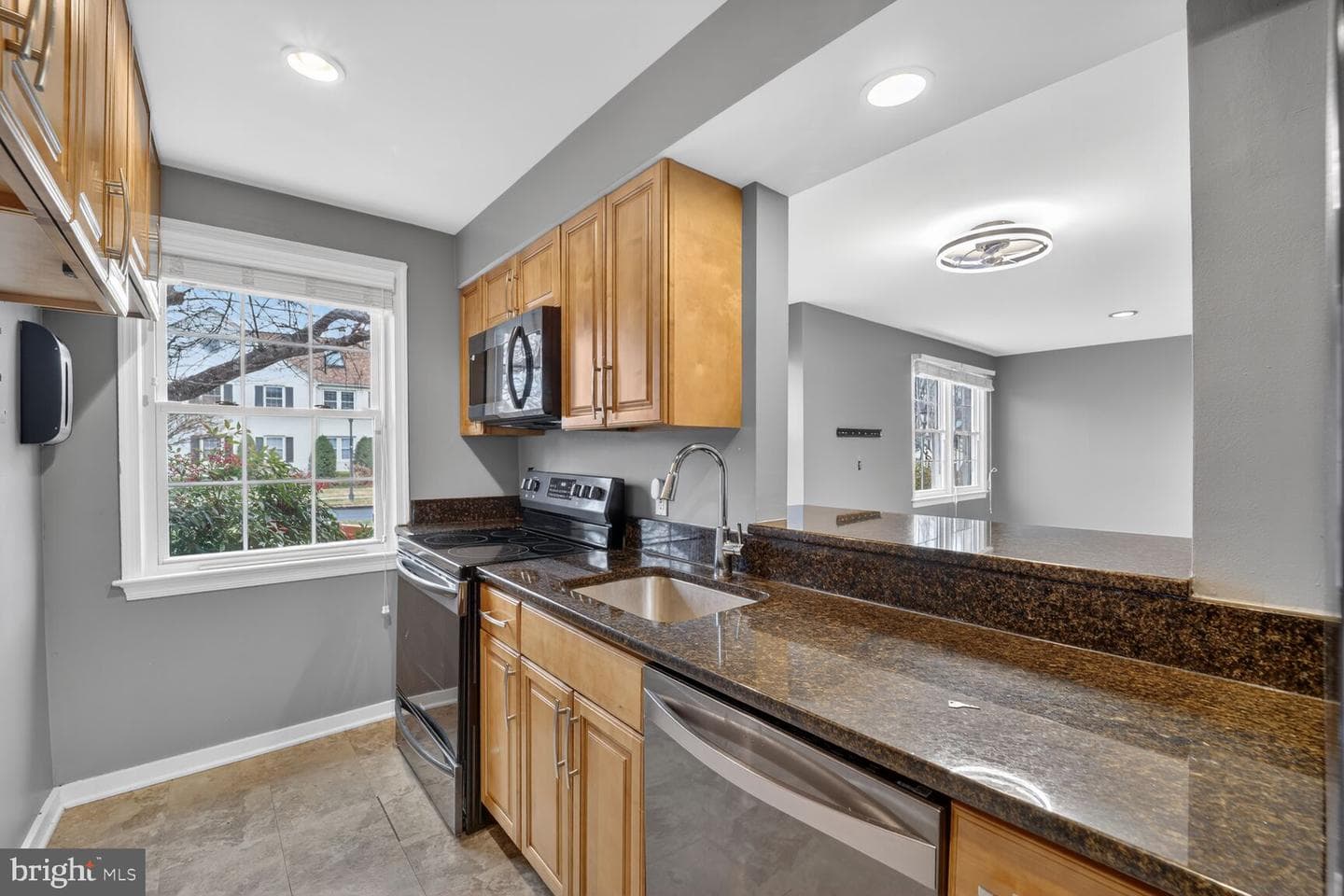 2248 Washington Avenue #101 photo 15