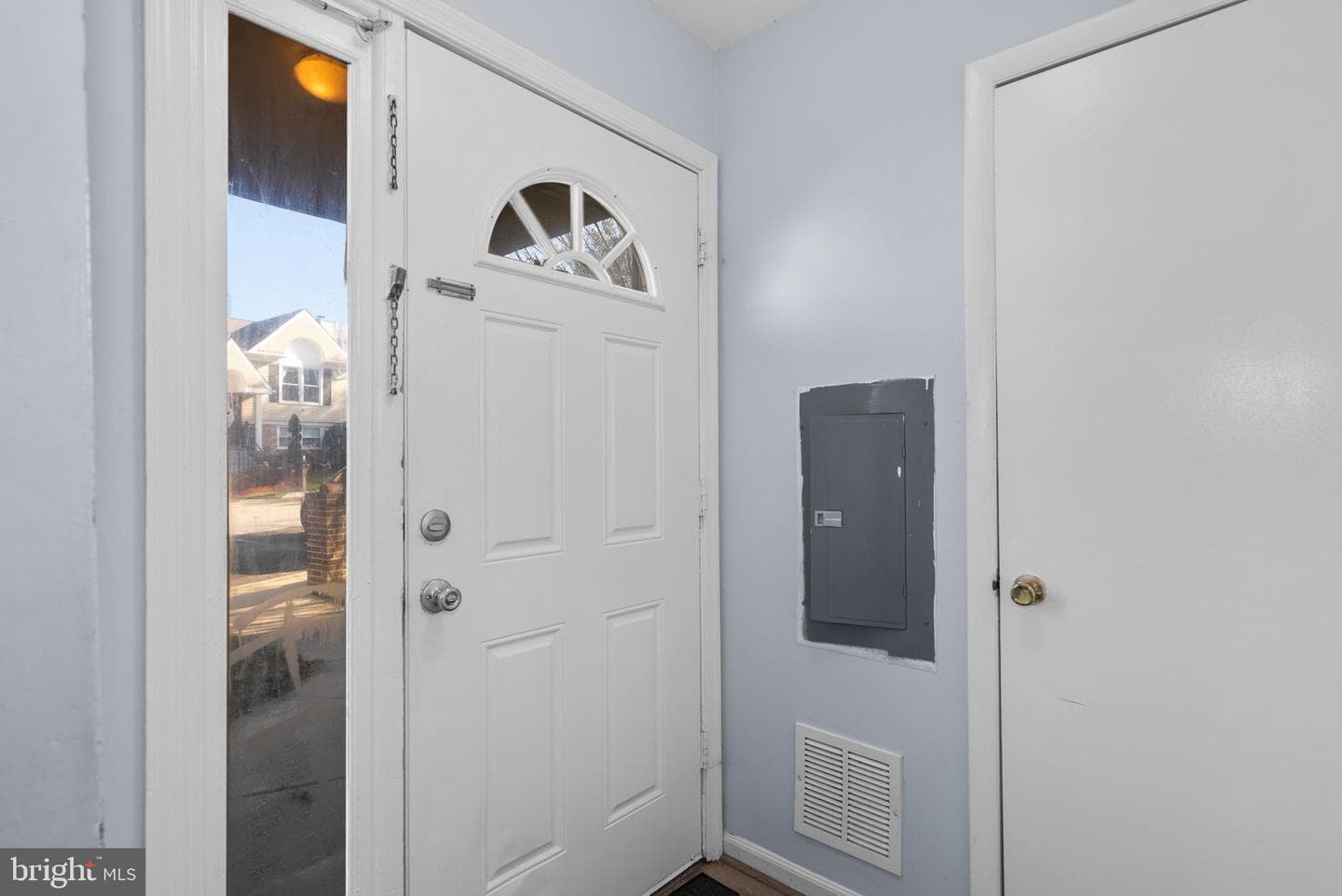 13137 Broadmore Road photo 3
