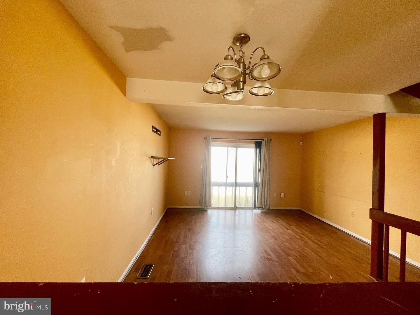 3034 Shepperton Terrace photo 14