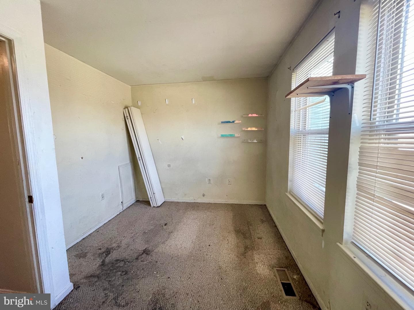 3034 Shepperton Terrace photo 21