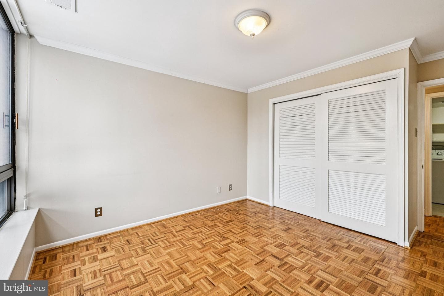 4920 Sentinel Drive #3-106 photo 31