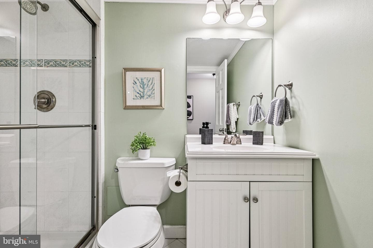 4920 Sentinel Drive #3-106 photo 33