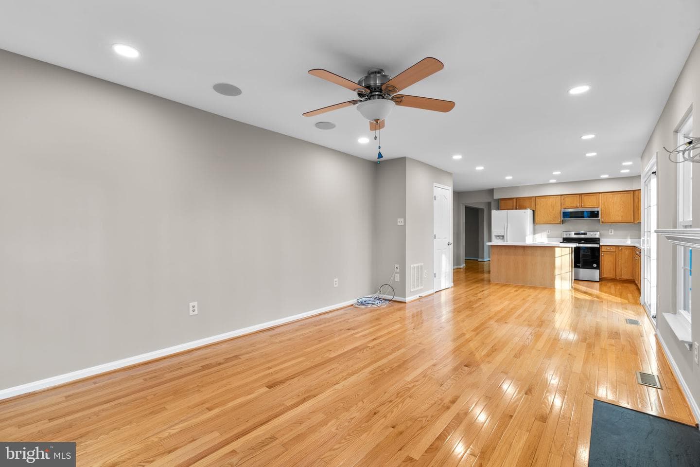 18452 Crownsgate Circle photo 23