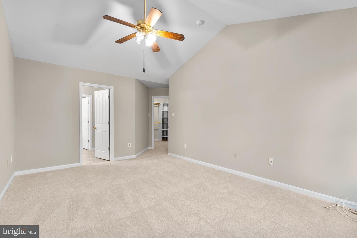 18452 Crownsgate Circle photo 38
