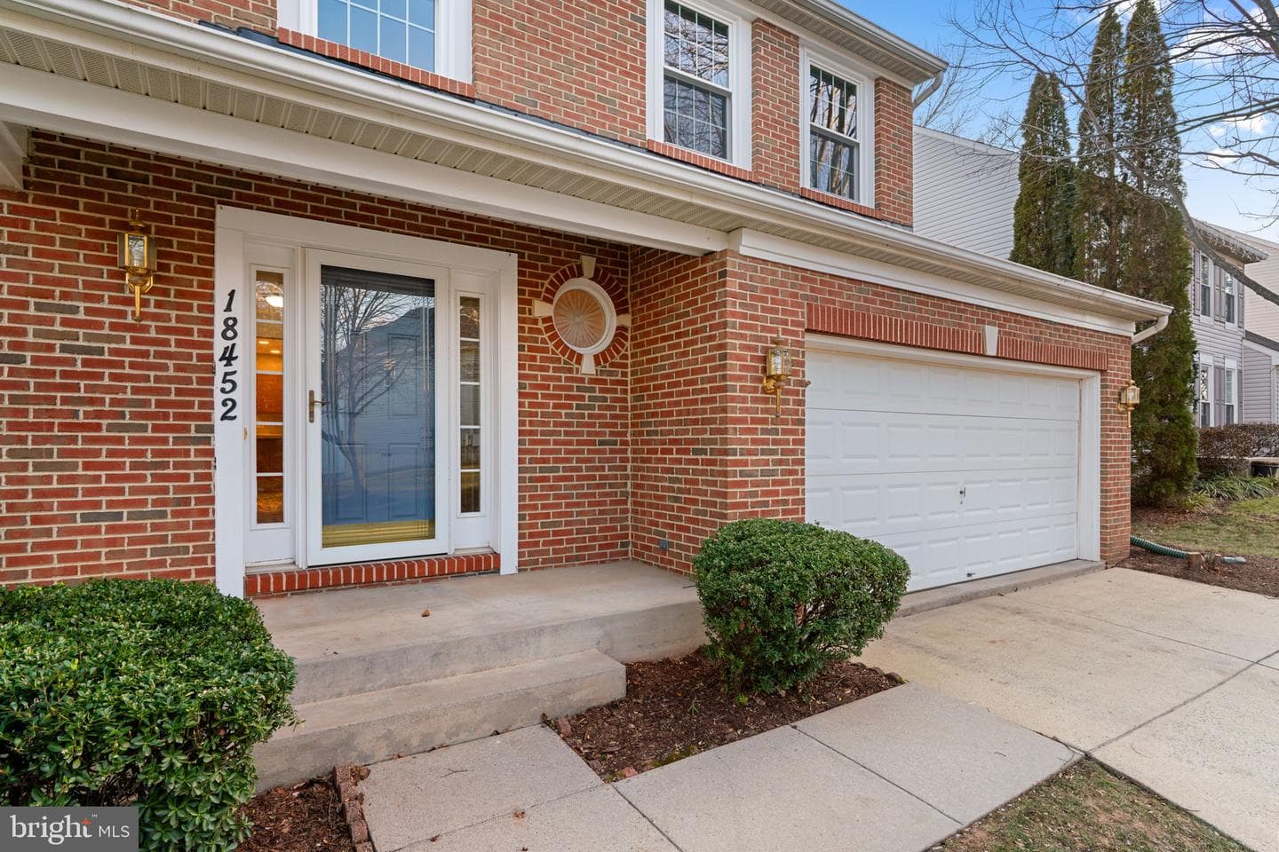 18452 Crownsgate Circle photo 4