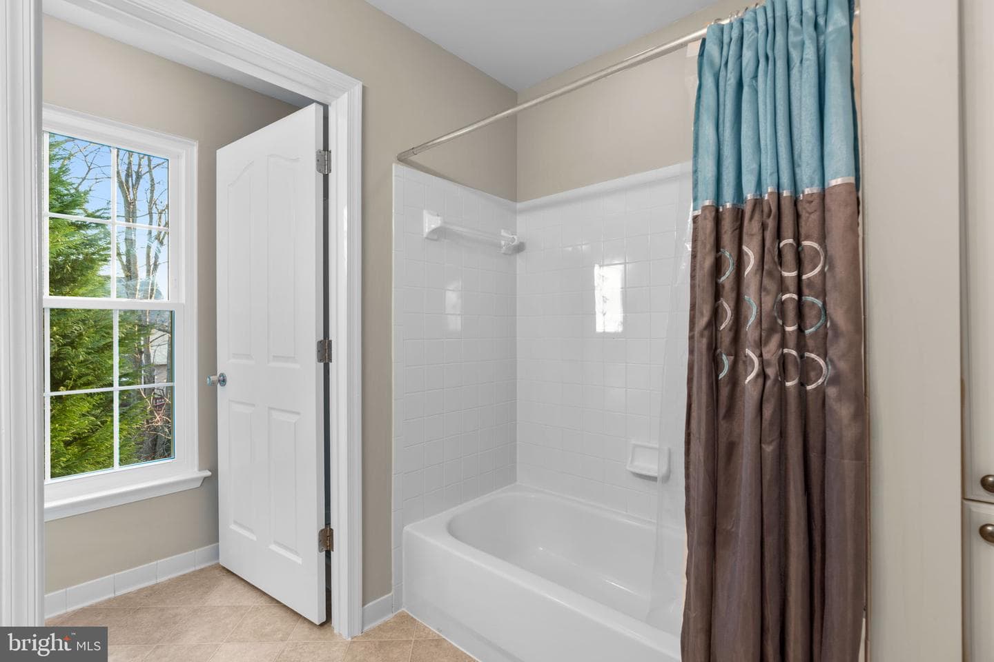 18452 Crownsgate Circle photo 41