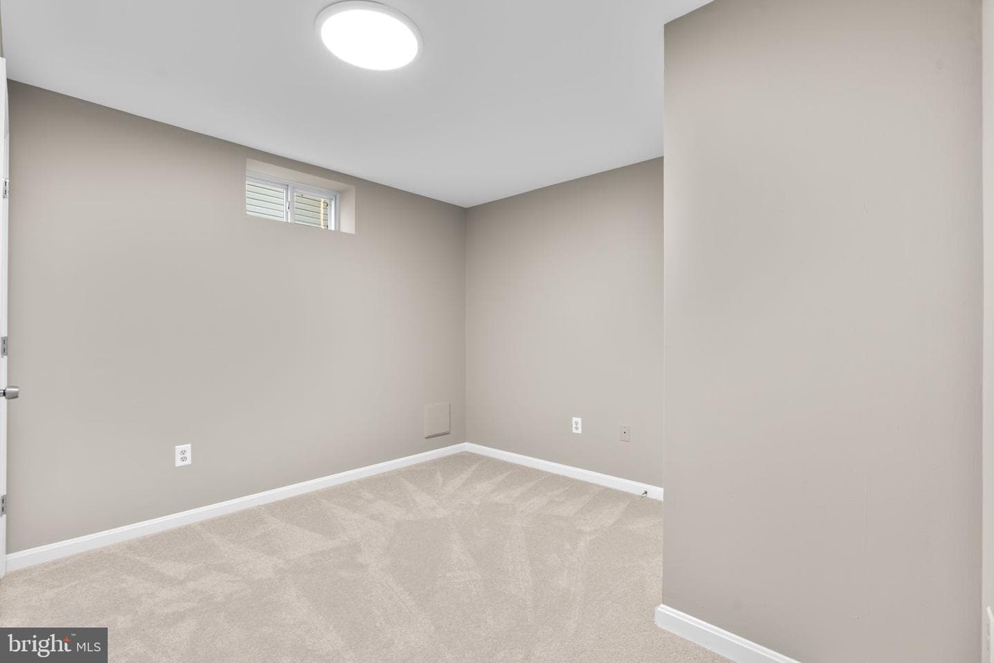 18452 Crownsgate Circle photo 44