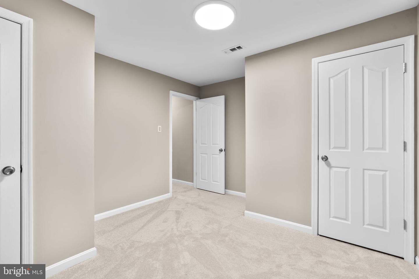 18452 Crownsgate Circle photo 45