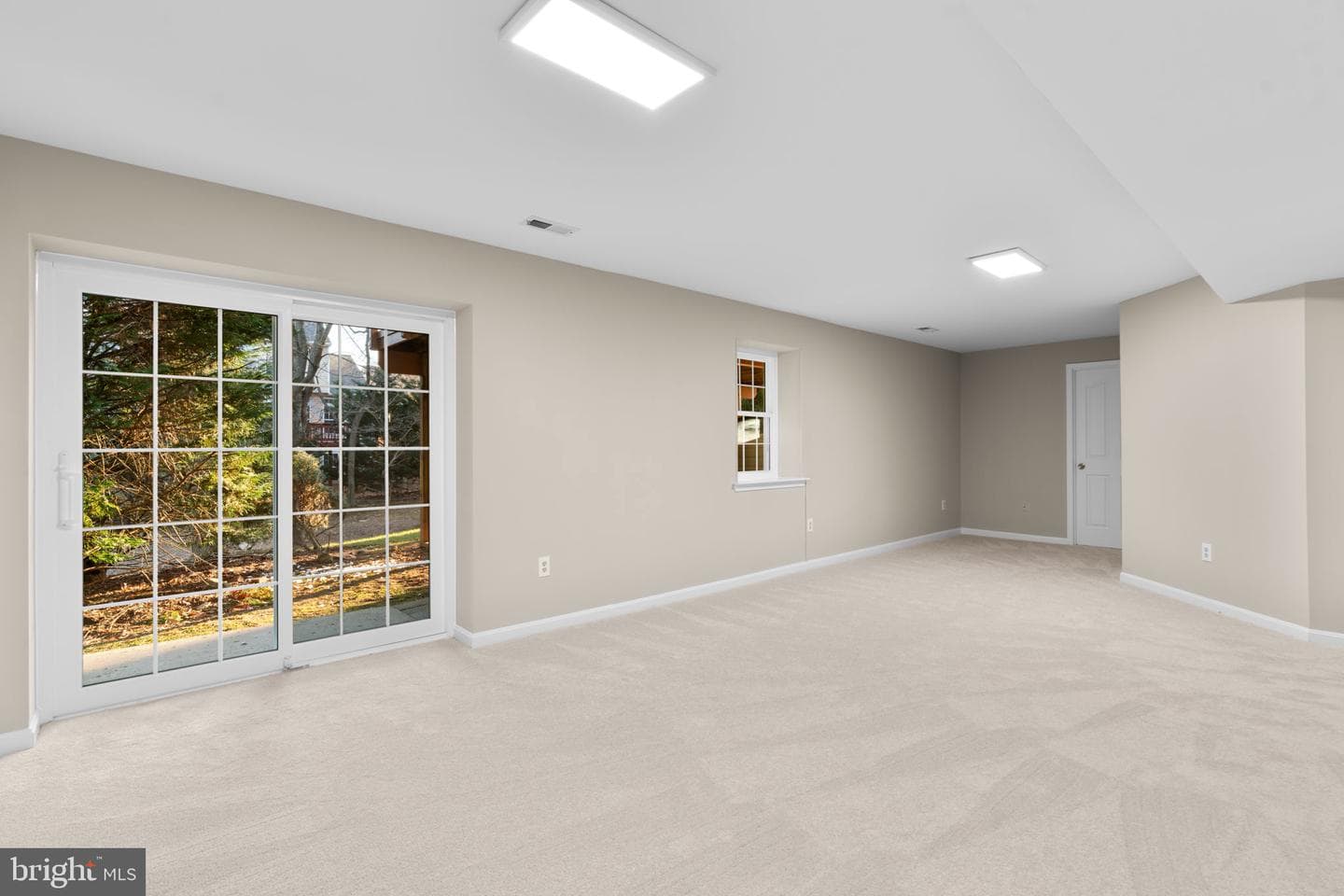 18452 Crownsgate Circle photo 48