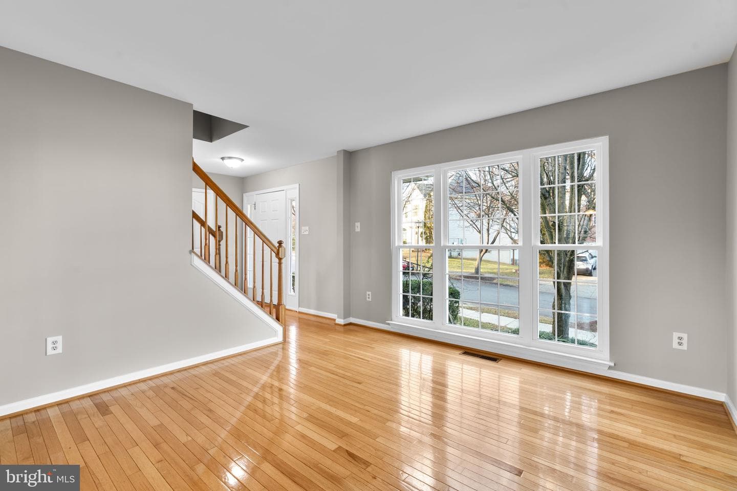 18452 Crownsgate Circle photo 8