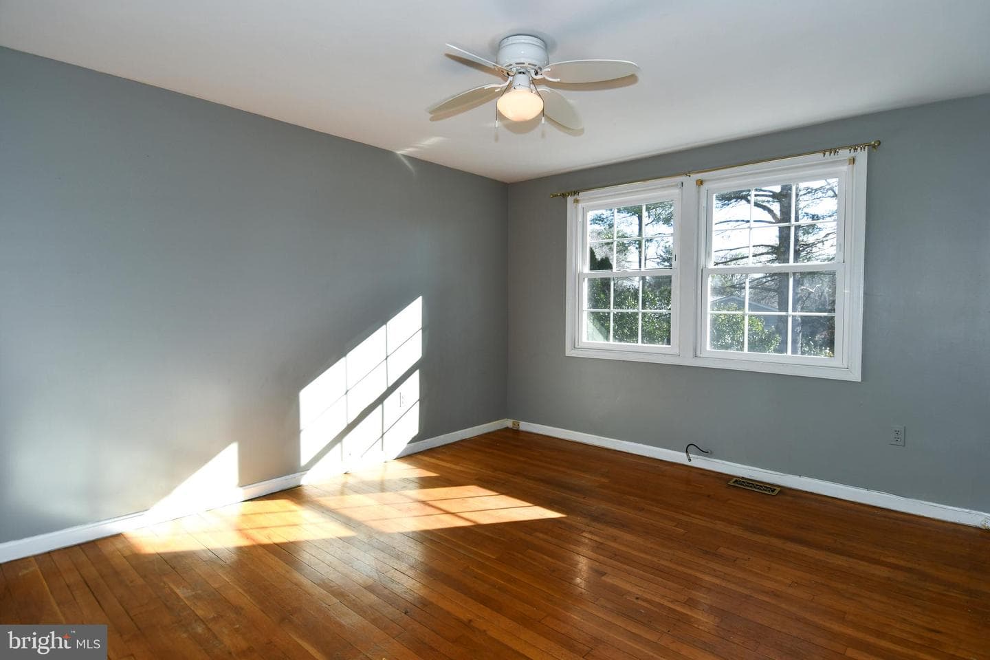 6 Beechvue Court photo 32