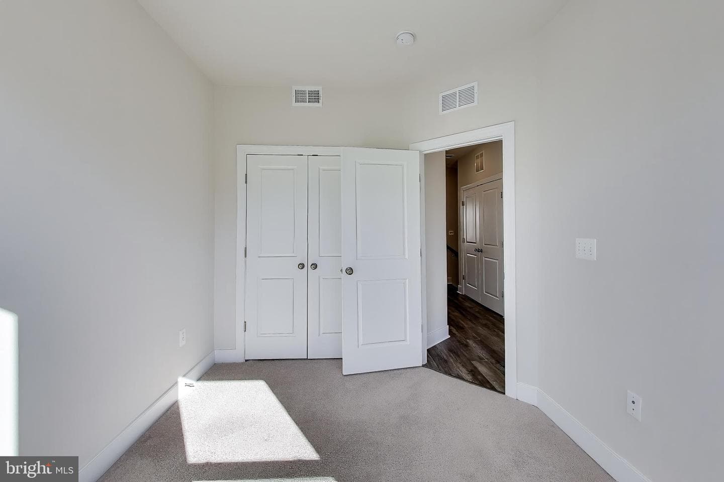 111 Armstrong Place photo 24