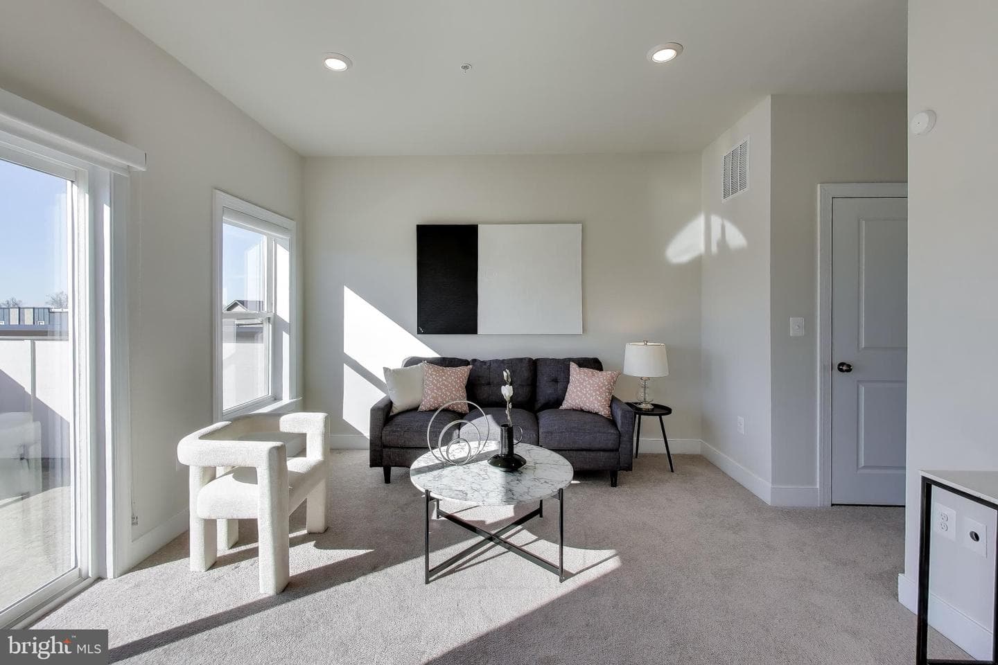 111 Armstrong Place photo 28