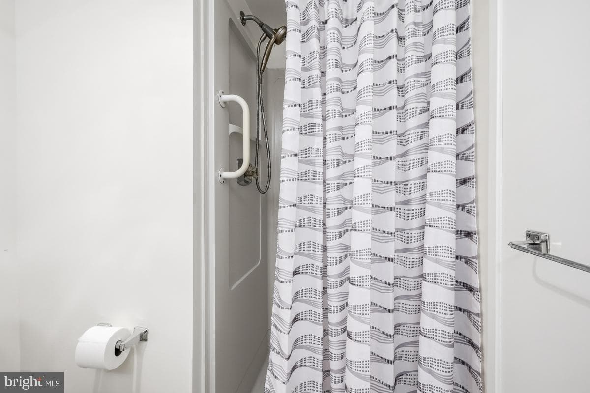 15107 Interlachen Drive #2-215 photo 21