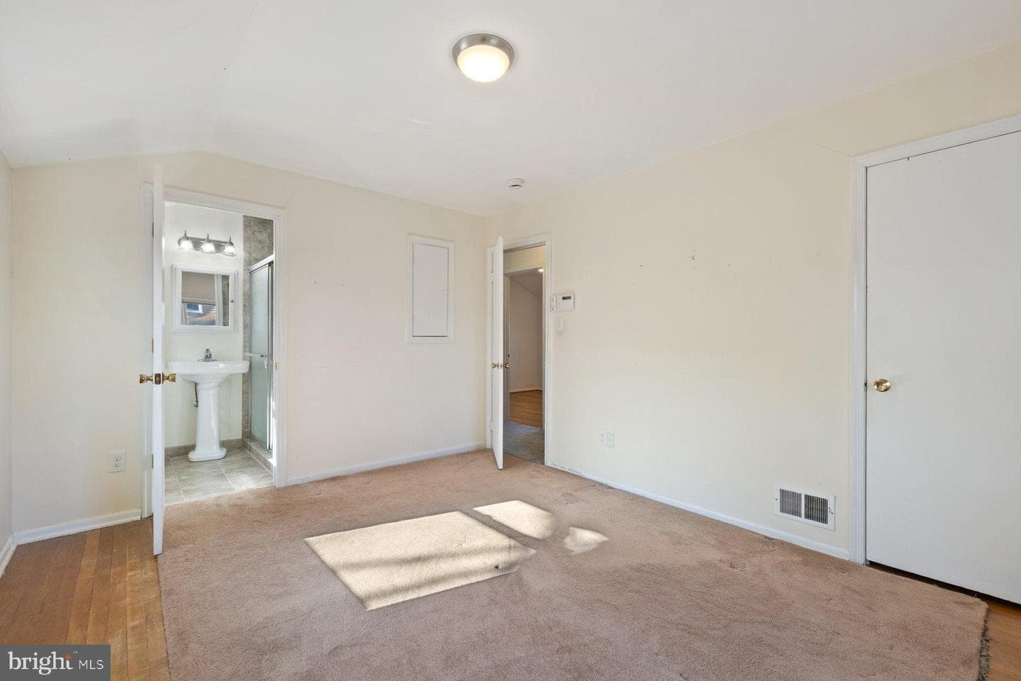 3151 Castleleigh Road photo 25