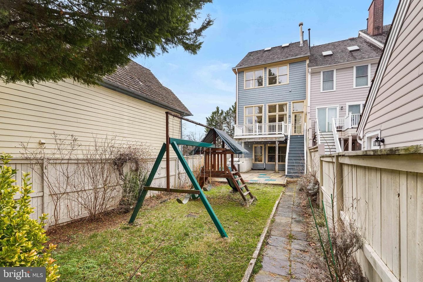 596 Chestertown Street photo 59