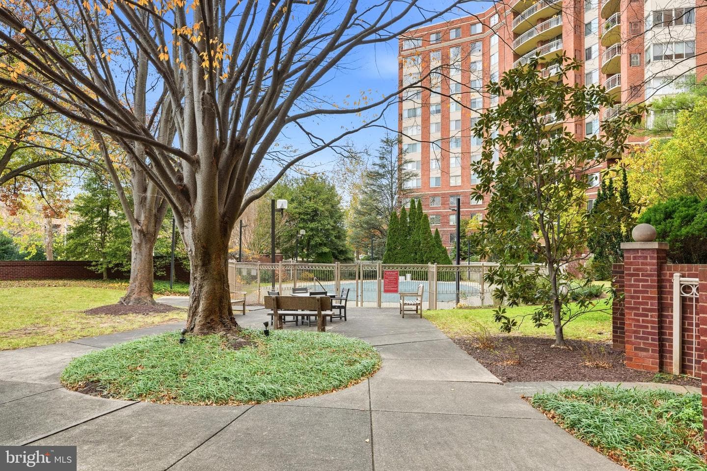 5802 Nicholson Lane #803 photo 37