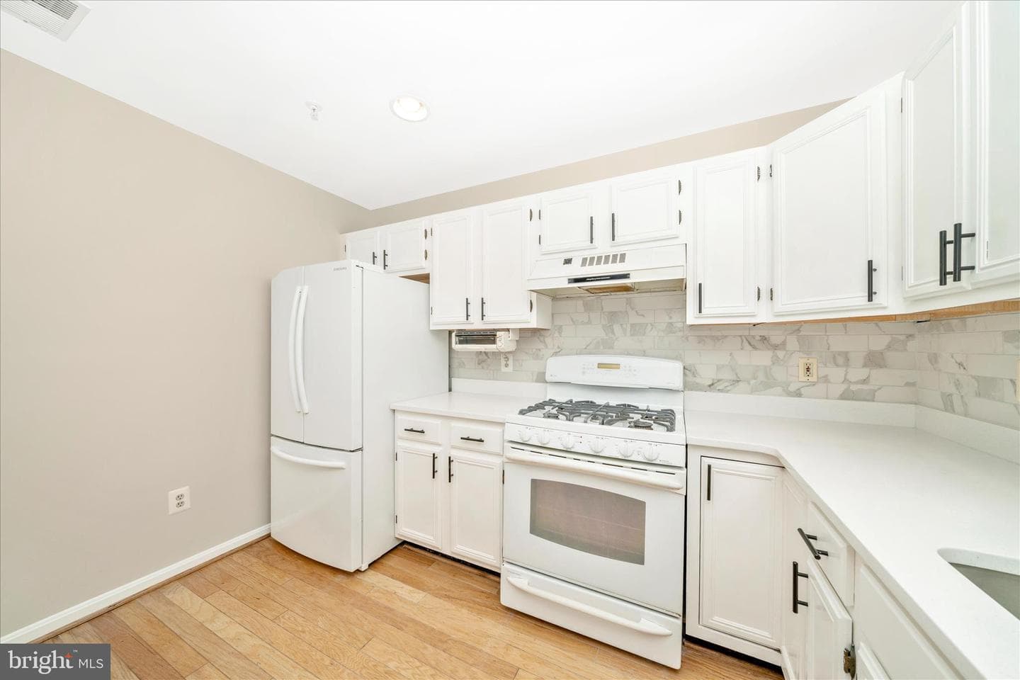 15305 Diamond Cove Terrace #7-C photo 20