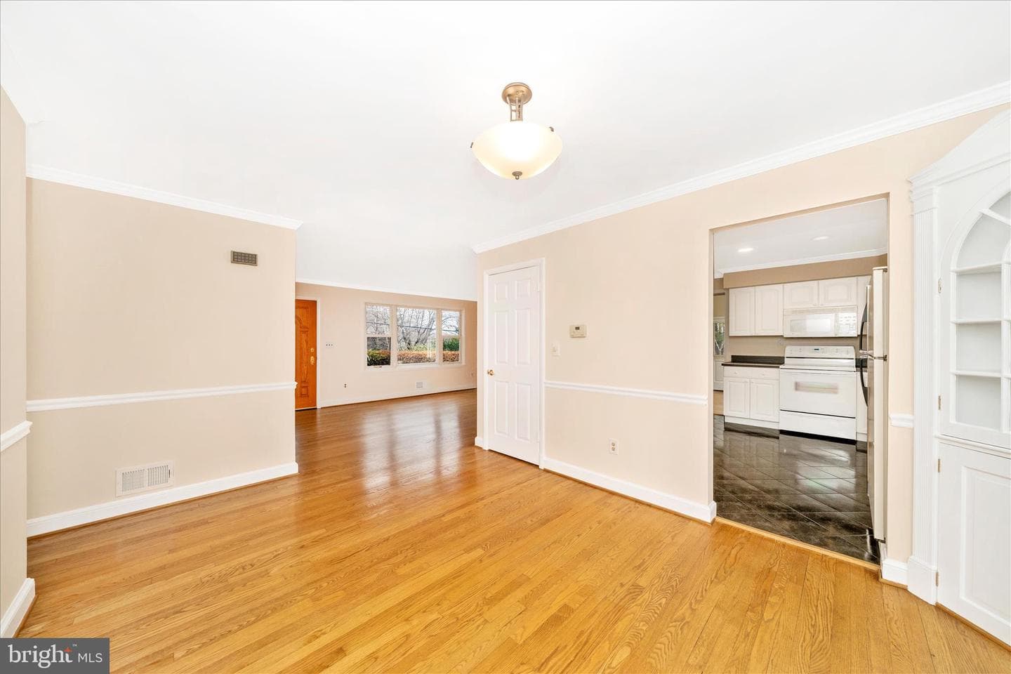 1401 Tucker Lane photo 10