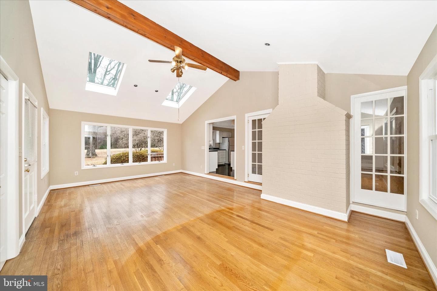 1401 Tucker Lane photo 20