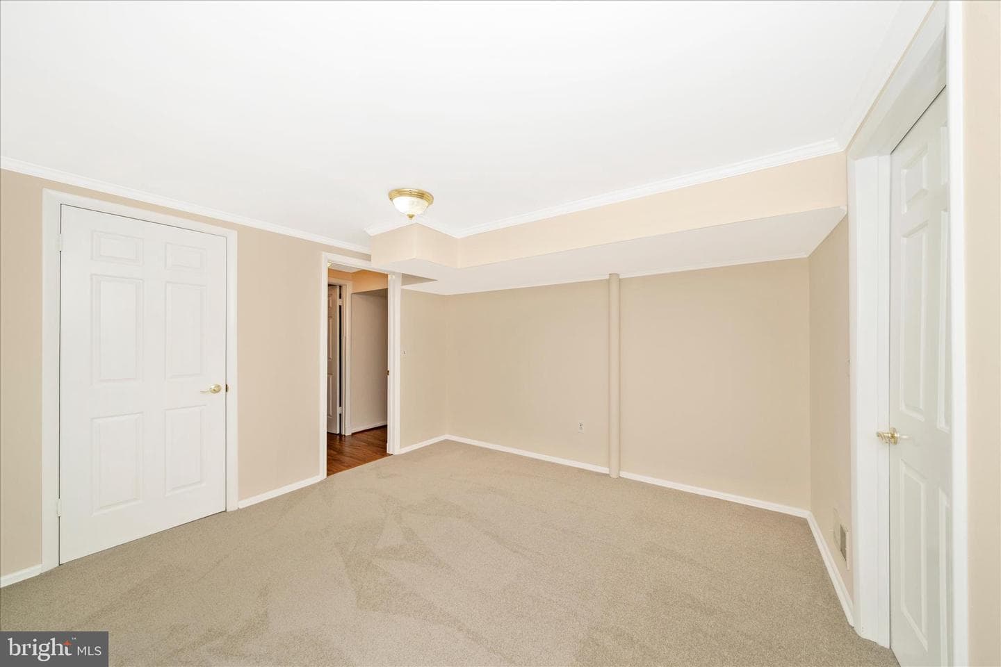 1401 Tucker Lane photo 37