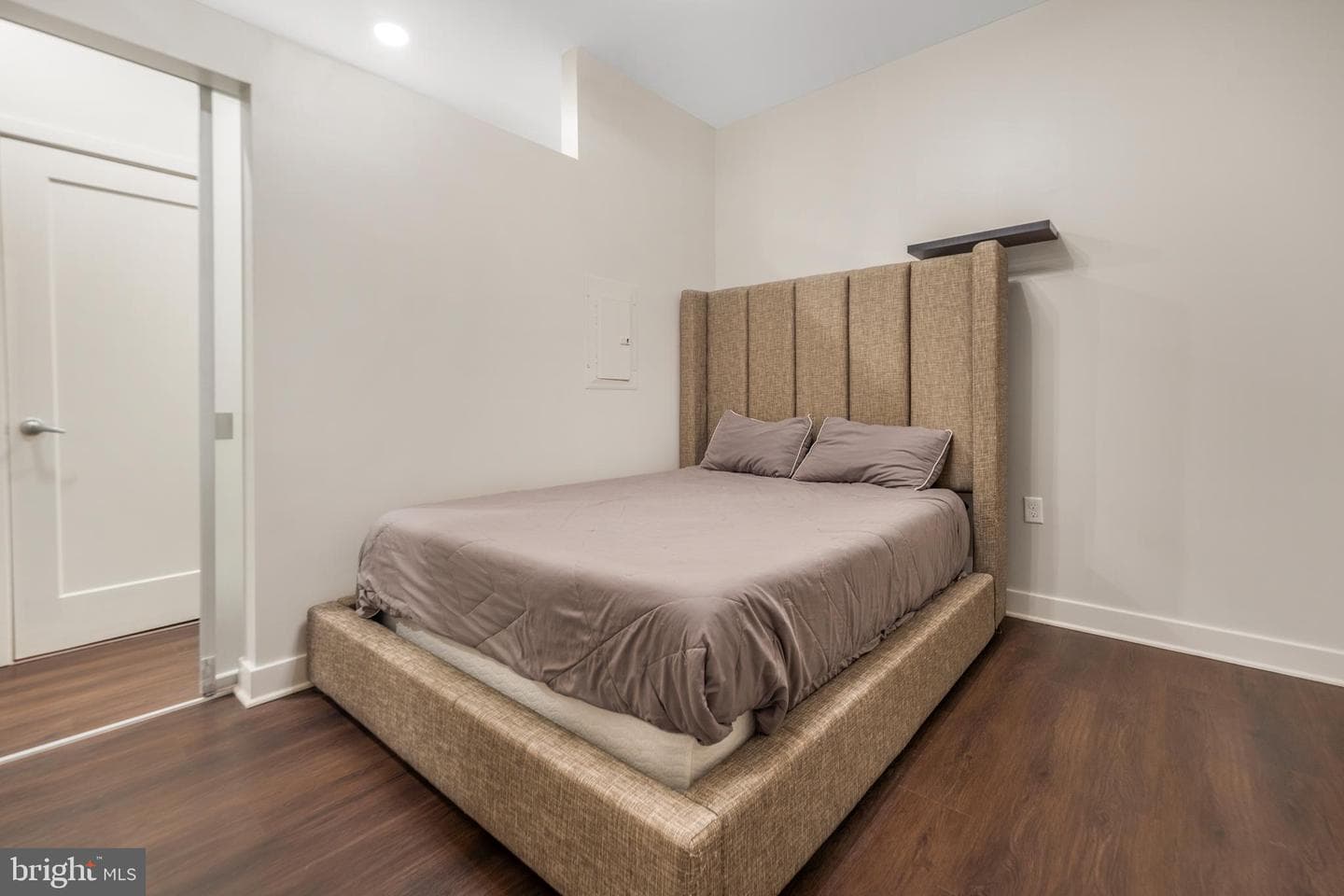 1320 Fenwick Lane #7 photo 17