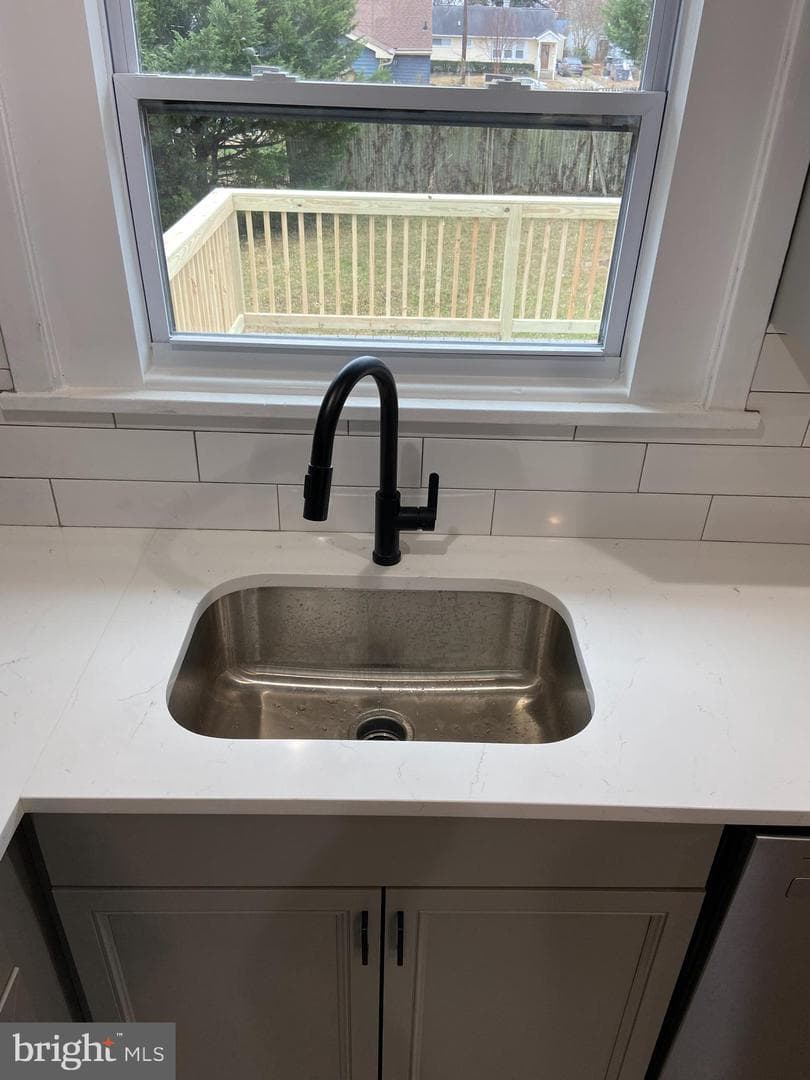 1103 Highwood Road photo 10