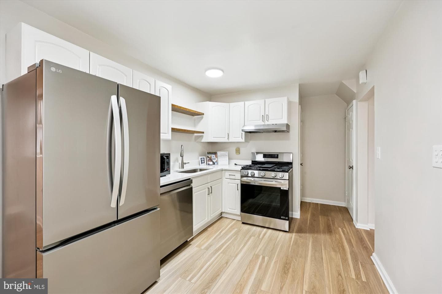 3407 Floral Street photo 13