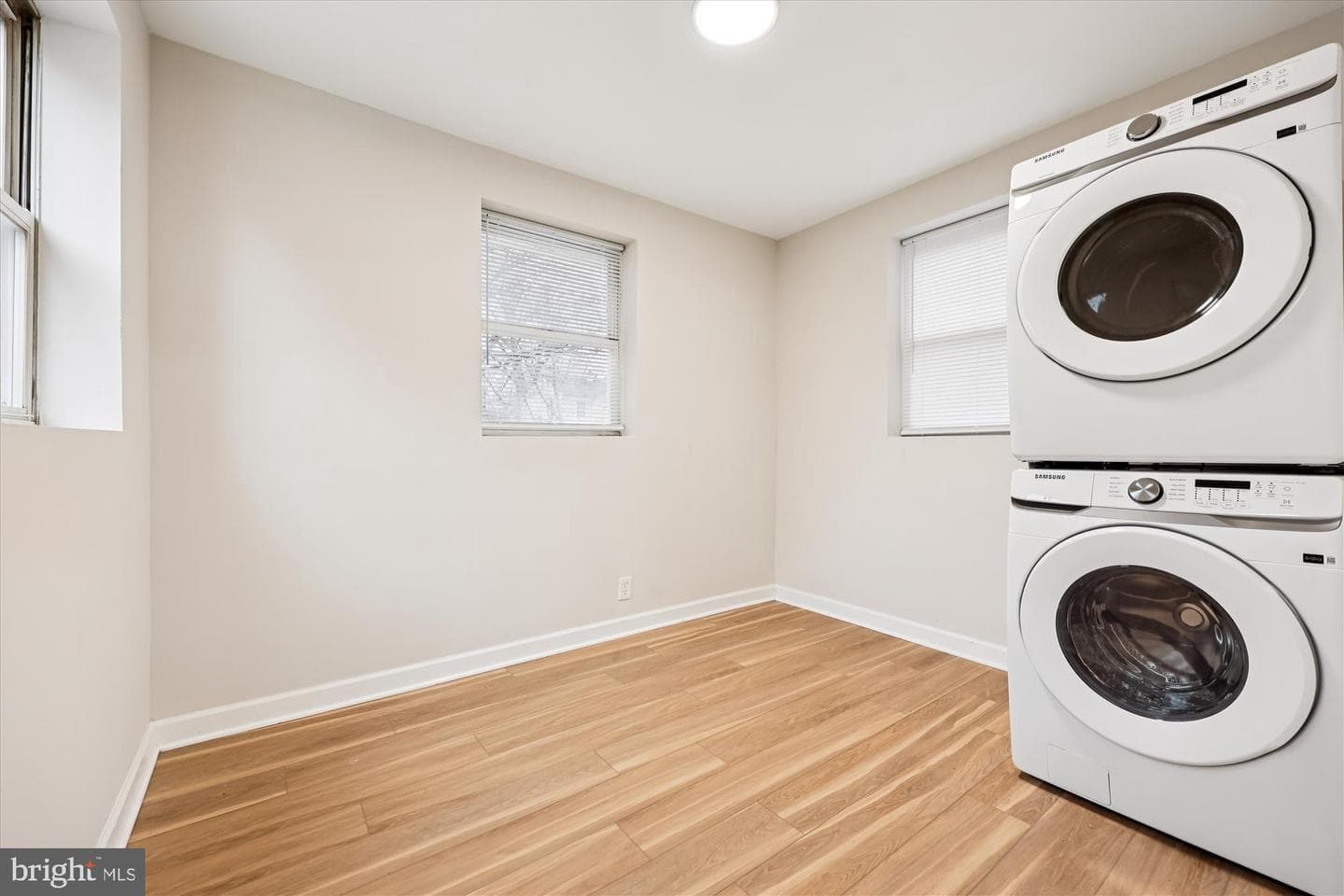3407 Floral Street photo 16
