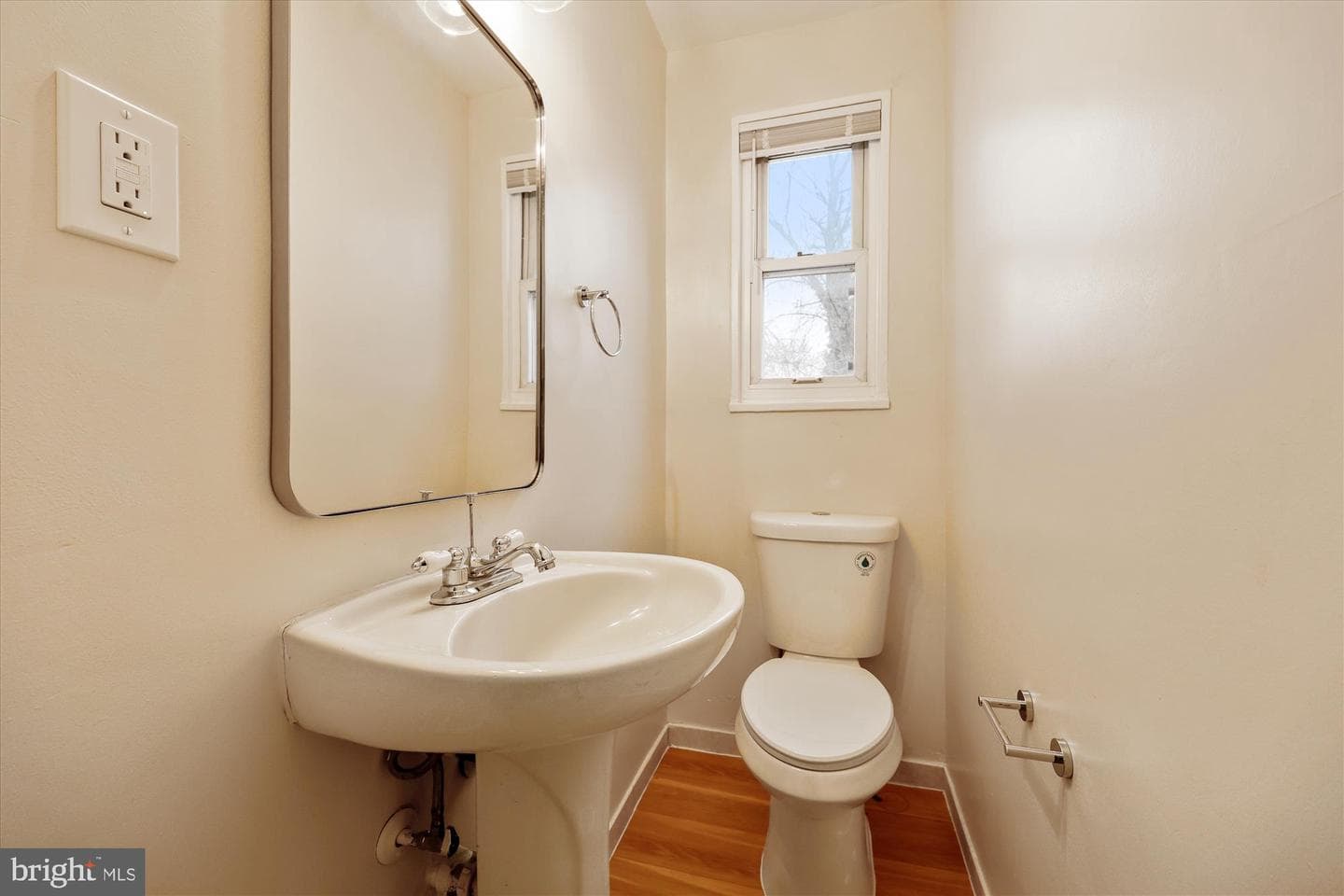 3407 Floral Street photo 18