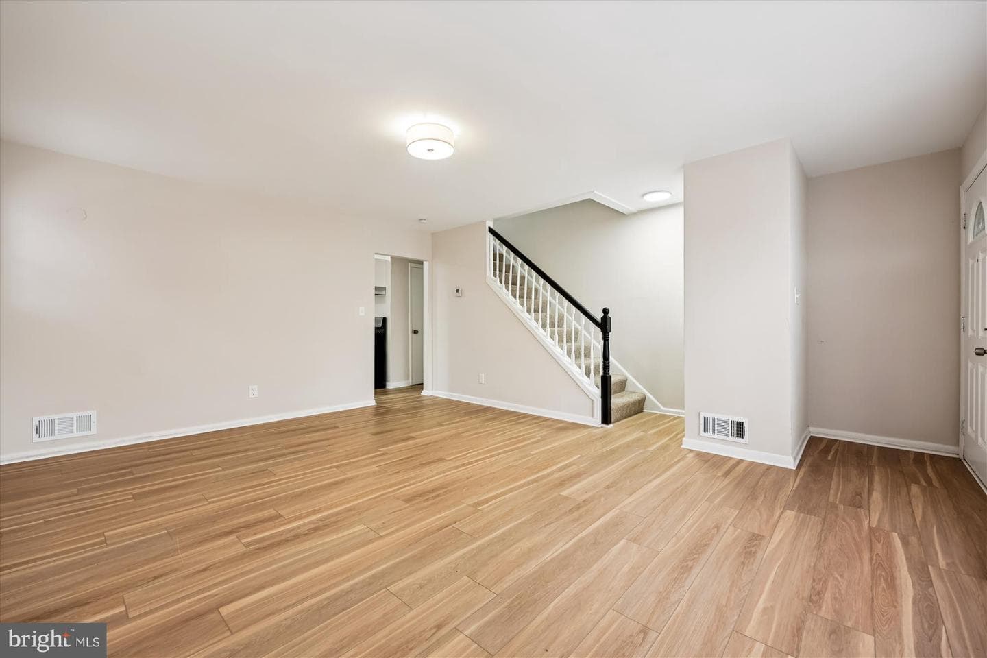 3407 Floral Street photo 9