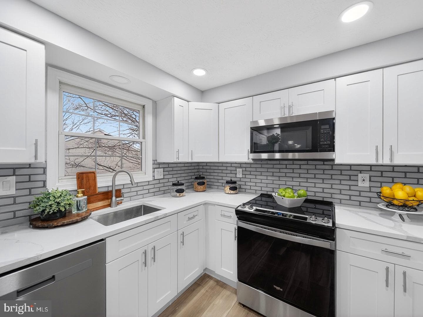 18011 Silver Leaf Drive photo 10