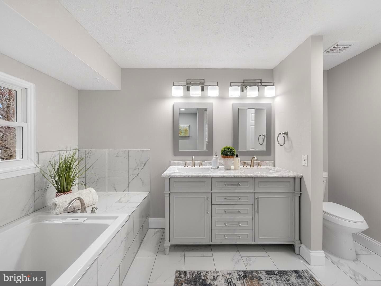 18011 Silver Leaf Drive photo 21