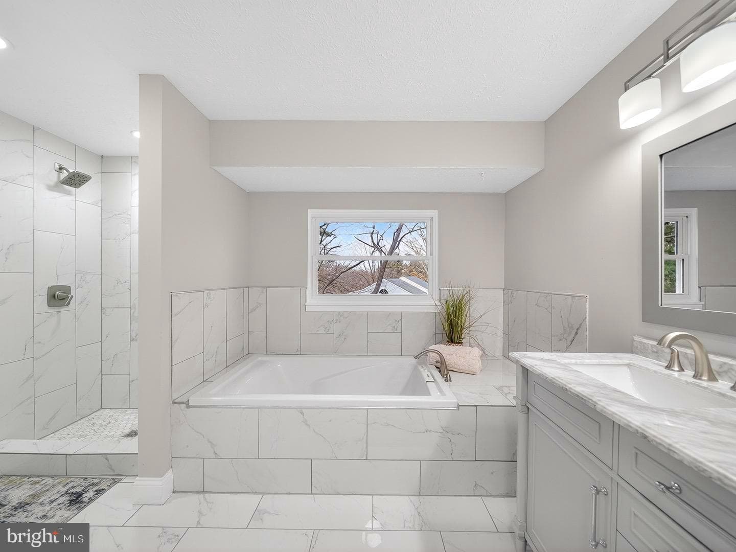 18011 Silver Leaf Drive photo 22