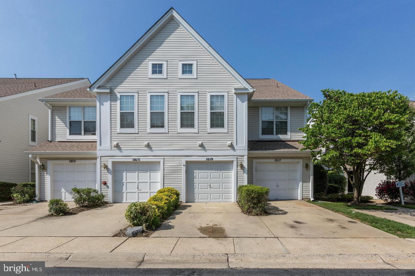 1019 Hillside Lake Terrace #1009