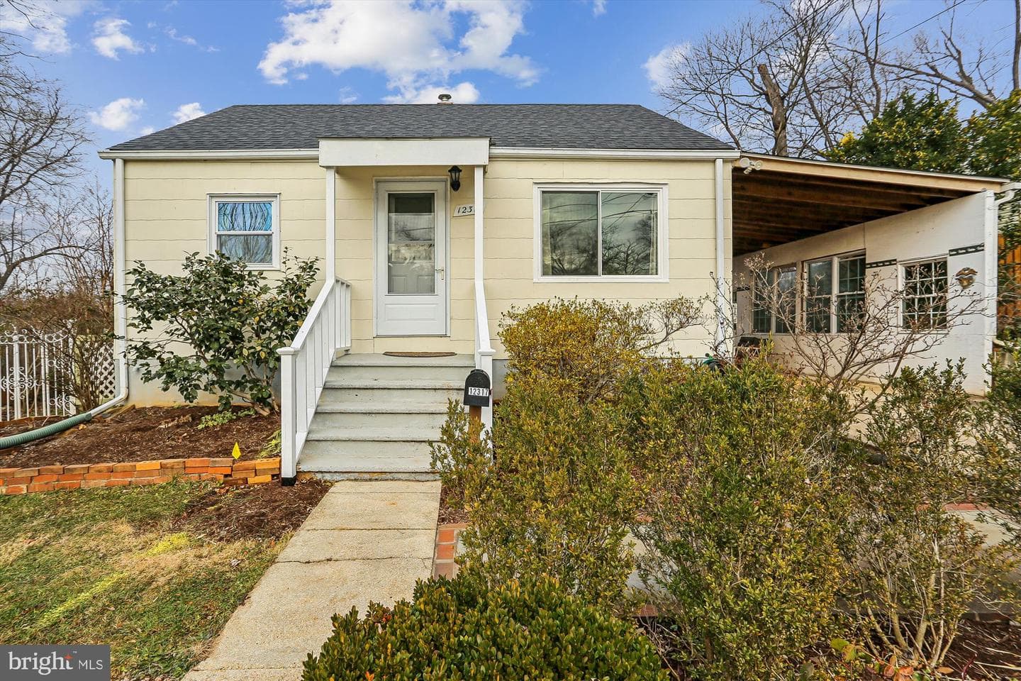 12317 Middle Road