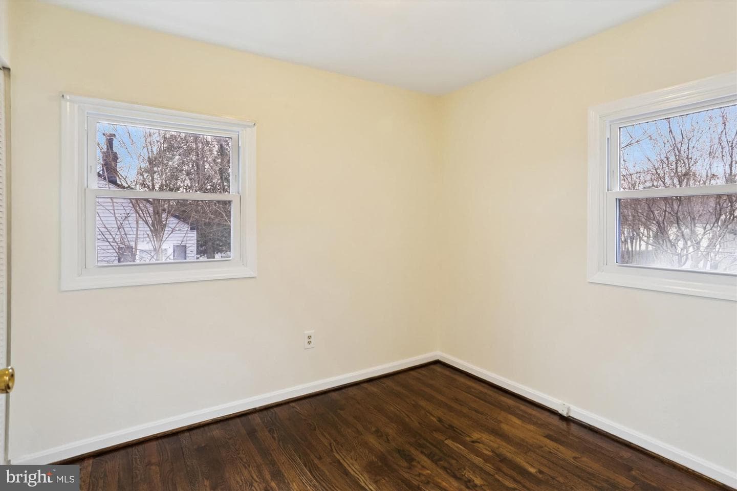 12317 Middle Road photo 14