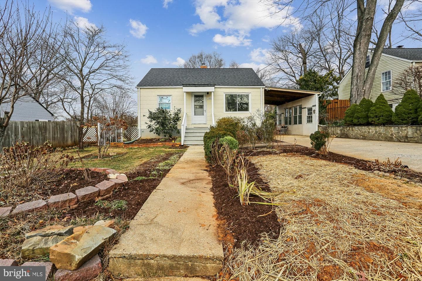 12317 Middle Road photo 3
