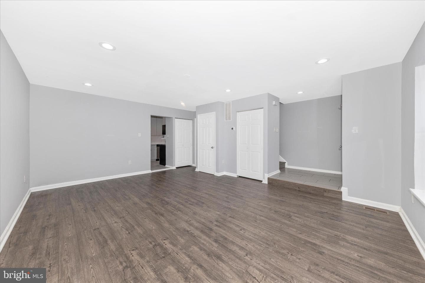 11805 Summer Oak Drive photo 8