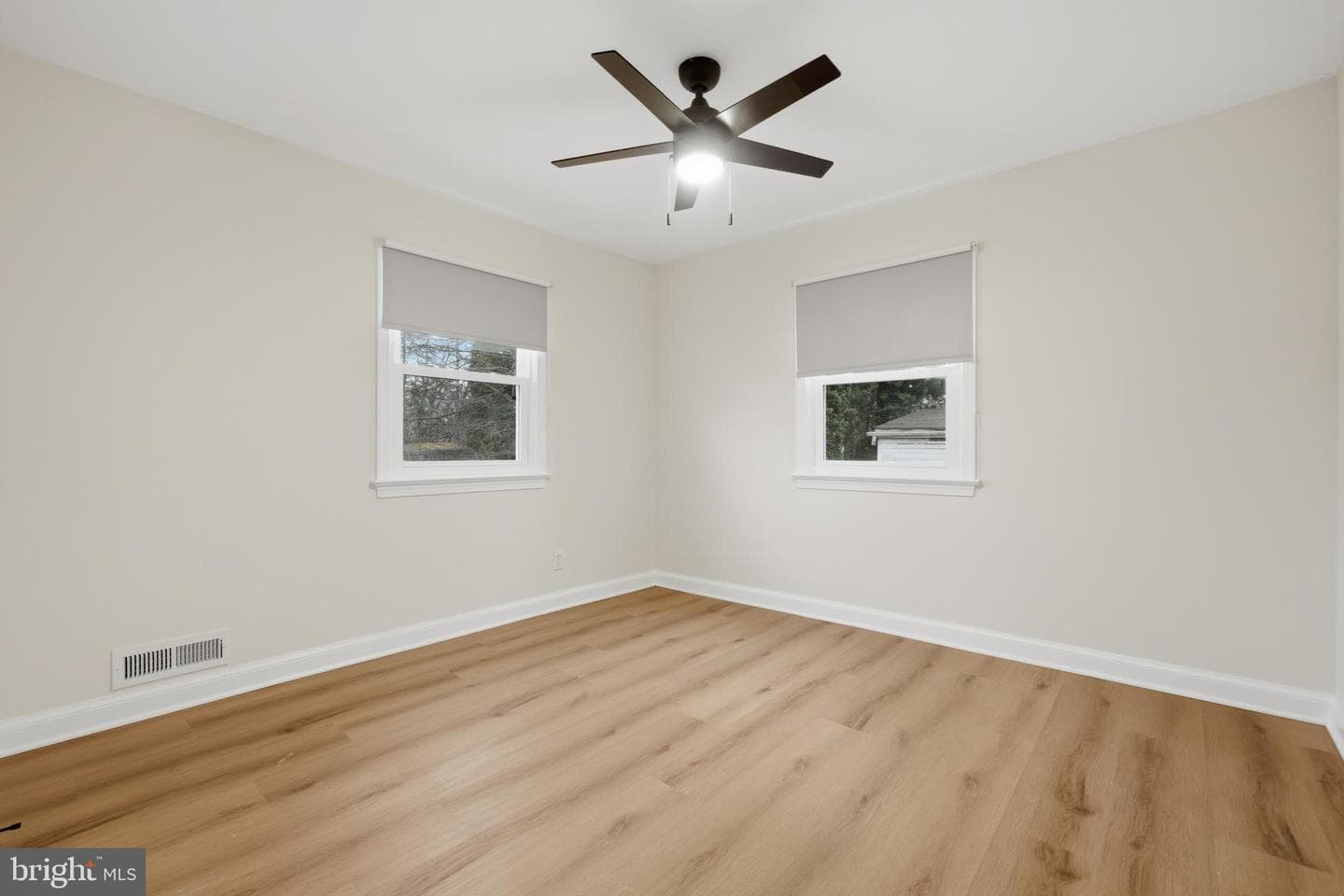 403 Joseph Street photo 14