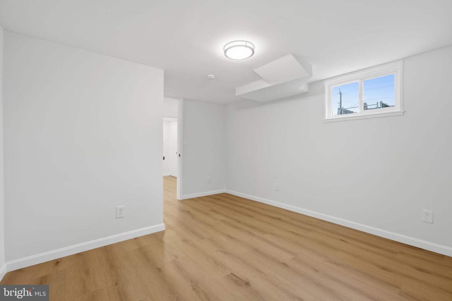 403 Joseph Street photo 27