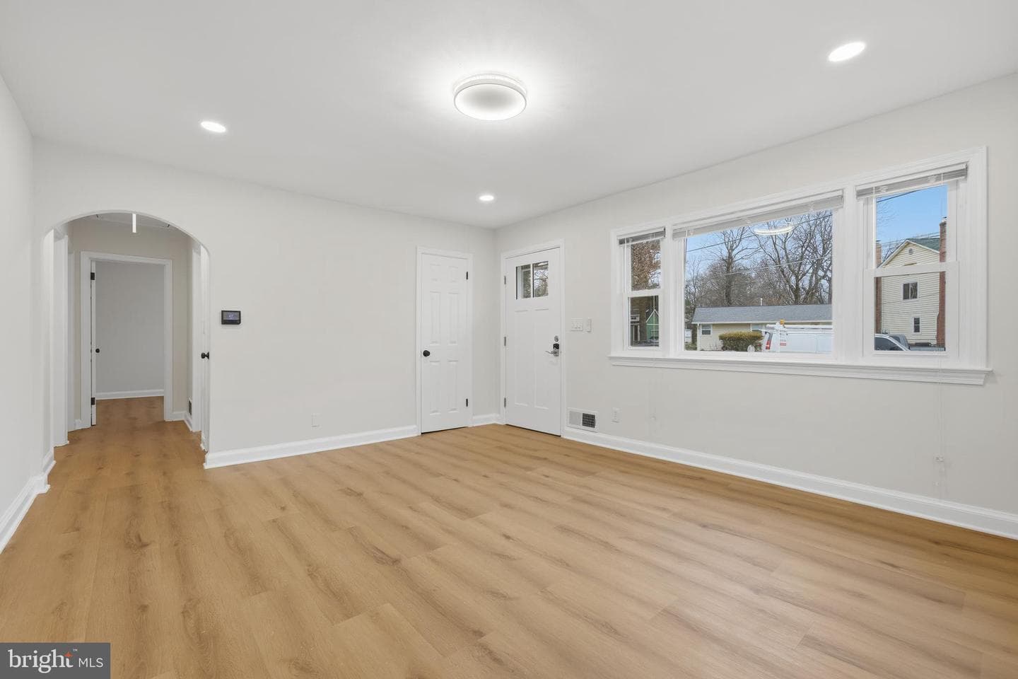 403 Joseph Street photo 6
