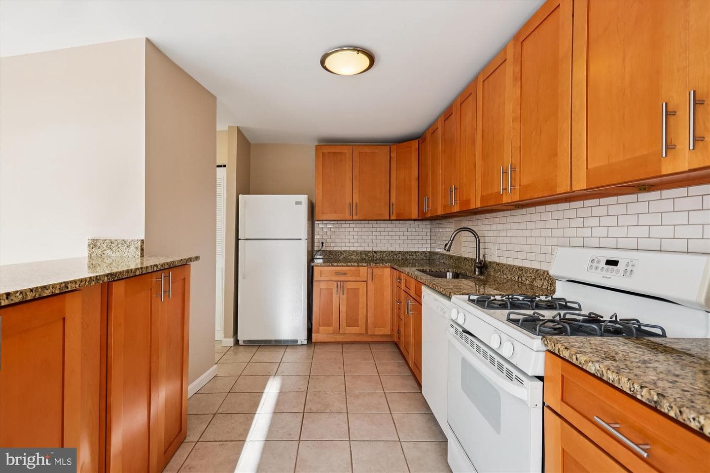 9039 Sligo Creek Parkway #806 photo 12