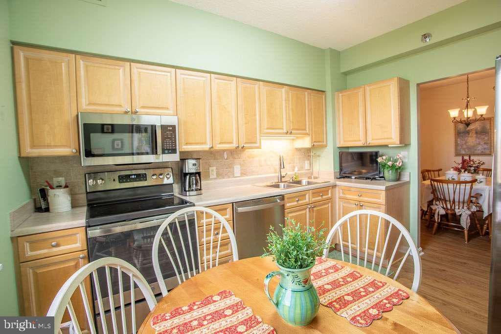 3005 S Leisure World Boulevard #812 photo 13