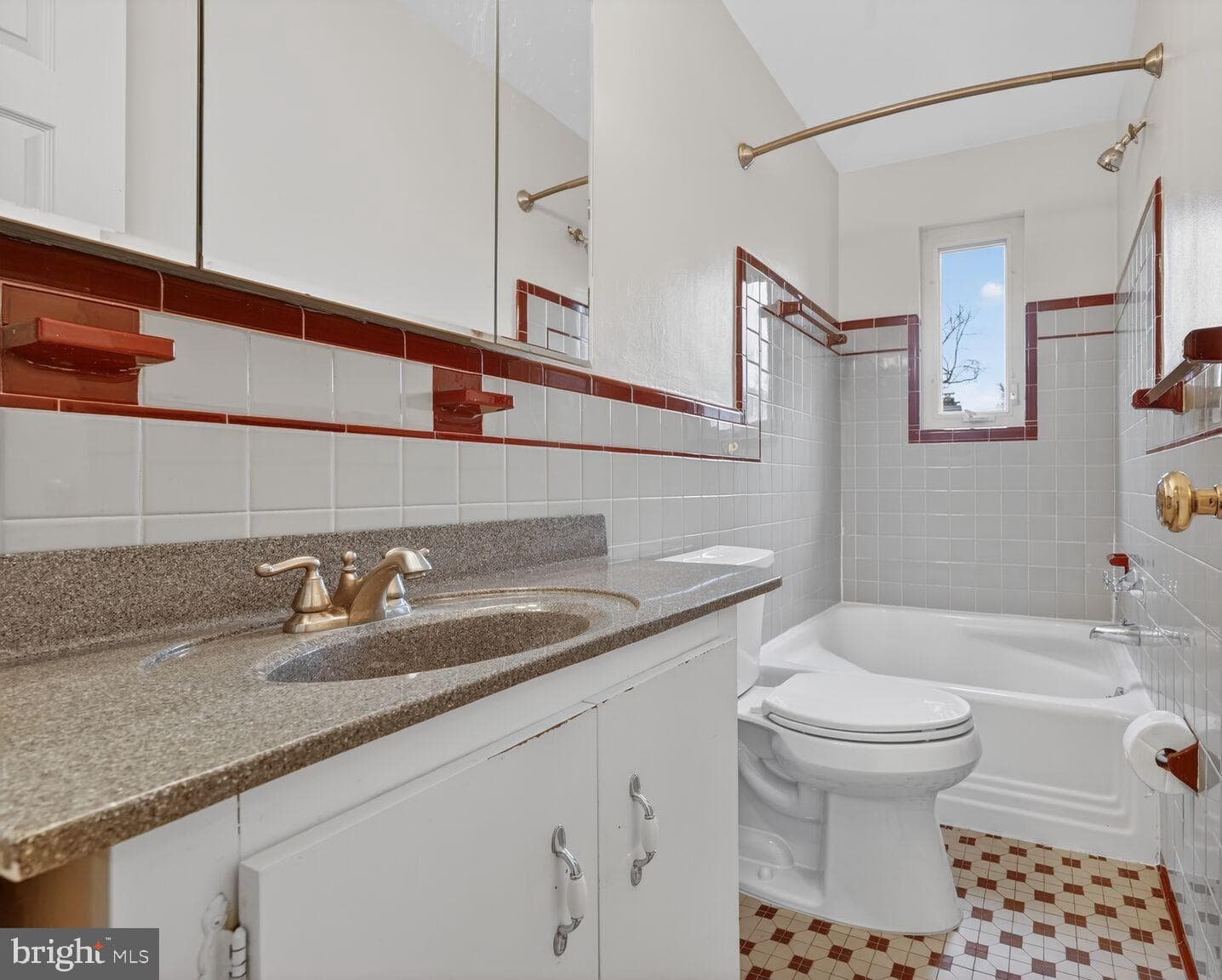 4503 Woodfield Road photo 17