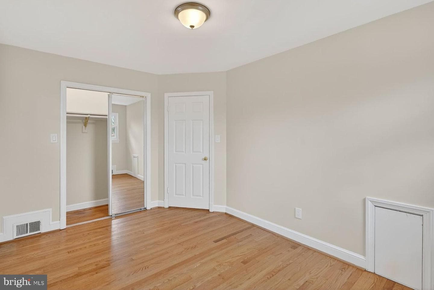 4503 Woodfield Road photo 18